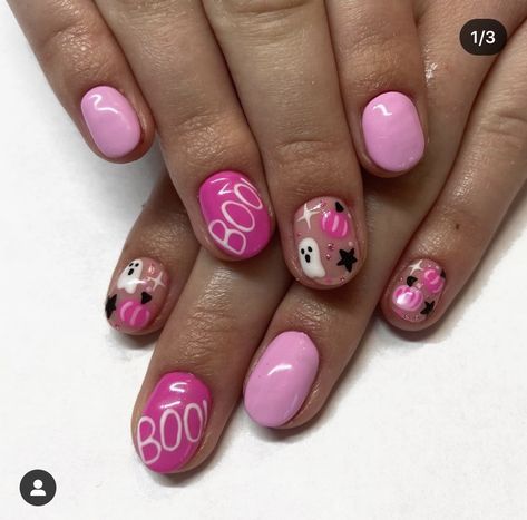 Halloween Designs On Natural Nails, Pink Disney Halloween Nails, Cute Ghost Nails Pink, Kids Nails Halloween, Cute Halloween Nail Designs Pink, Halloween Shellac Nails Designs, Cute Girly Halloween Nails, Pink Halloween Gel Nails, Pink Halloween Short Nails