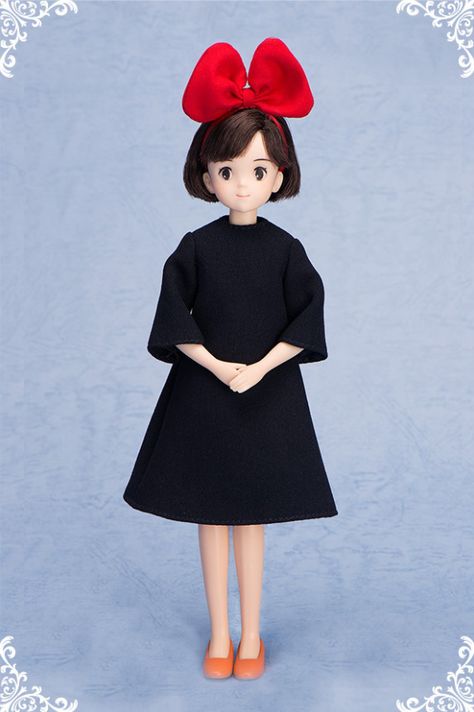 Kiki's Delivery Service Kiki Doll Takara Tomy 2 Kiki's Delivery Service Cosplay, Kikis Delivery Service Kiki, Kiki Cosplay, Licca Chan Doll, Licca Chan, Box Studio, Kiki Delivery, Kiki's Delivery Service, Studio Ghibli Movies