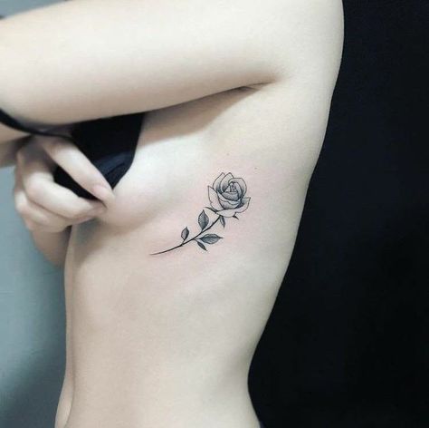 Rose Tattoo On Side, A Rose Tattoo, Lotusblume Tattoo, Small Rib Tattoos, Tattoo Son, Shape Tattoo, Small Tattoos Simple, Tattoo Now, Small Wrist Tattoos