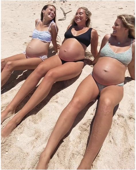 Group Of Pregnant Women, Pregnant In Swimsuit, Pregnant Women Bikinis, Avengers Alliance, Preggo Fashion, Pregnant Belly, Baby Bumps, Pregnancy Photos, Pregnant Women