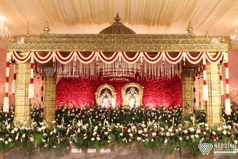 Marriage Mandap Decoration Indian, Mandap For Wedding, Pelli Mandapam Decoration, Manavarai Decoration, Marriage Mandap, Muhurtham Decor, Traditional Mandap, Wedding Mandapam, Mandapam Decoration