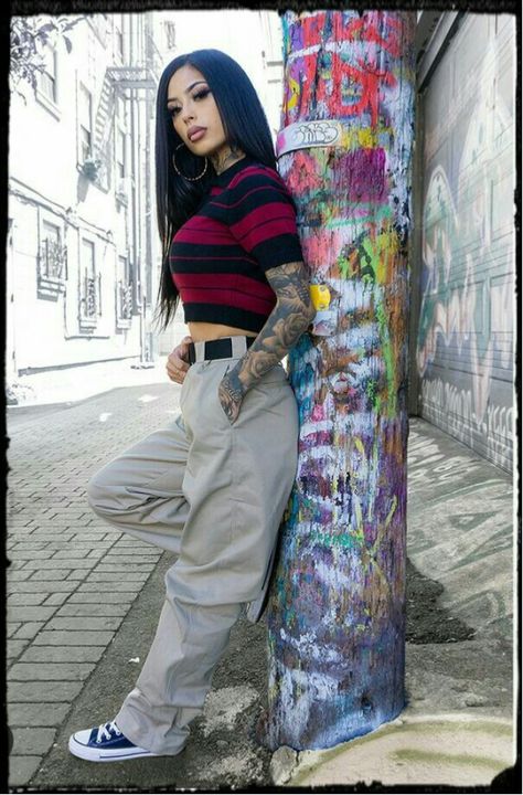 Chicana Outfits, Chola Outfits, Chola Party, 90s Chola Fashion, Chola Outfit, Chicana Style Outfits, Look Hip Hop, Chica Chola, Gangsta Girl Style