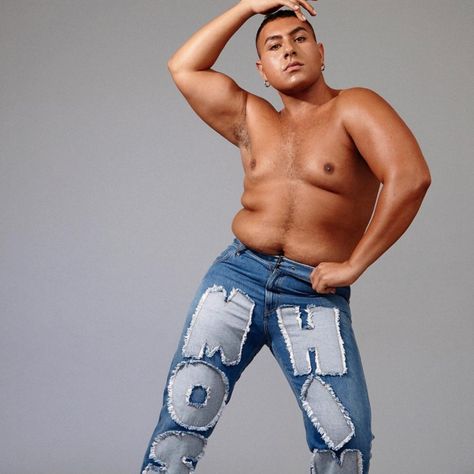 Do you know what the world needs more of? Plus-size male models and femme presenting male models being included in fashion!! We found the perfect article to articulate how we feel about it. Read it here: https://bit.ly/3MX46YX #proudtobeplussized #normalizenormalbodies #supersizemystyle #becauseitsmybody #thecurvyfashionista #makemysize #plussizestylewatch #stylehasnosize #plussizeootd #plussizeblogger #plussizeclothing Plus Size Torso Reference, Plus Size Drawing Reference Poses Male, Male Pinup Poses, Male Body Types Reference, Men Body Types, Body Types Male, Pinup Reference, Male Body Types, Fat Models