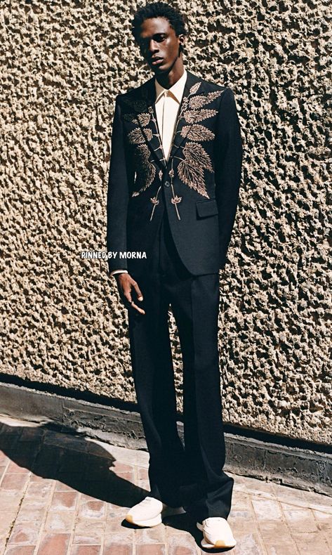 Alexander McQueen - England Sabyasachi Menswear, Alexander Mcqueen Menswear, Blazer Outfits Men, High Fashion Men, Indian Men, Indian Man, Fashion Enthusiast, Alexander Mcqueen Men, Blazer Outfits