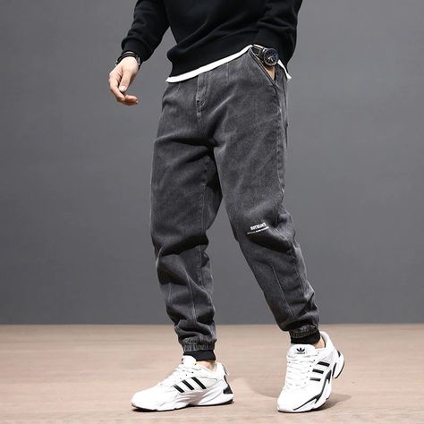 Japanese Hip Hop, Men Jeans Loose, Japanese Mens Fashion, Stylish Men Wear, Jeans Loose Fit, Black Jogger Pants, Hip Hop Jeans, Grey Slacks, Denim Cargo Pants