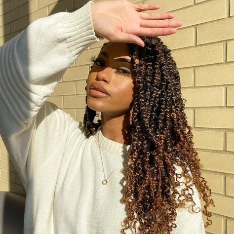 Tiana Passion Twist, Bohemian Braided Hair, Passion Twist Crochet, Passion Twist Hair, Passion Twists, Twisted Hair, Hair For Black Women, Faux Locs Hairstyles, Box Braids Hairstyles For Black Women