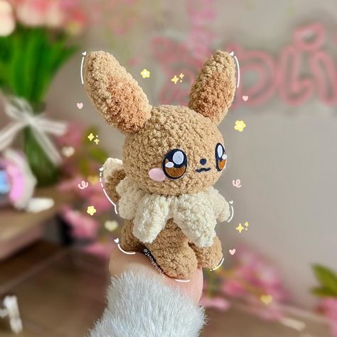 ⋆𐙚₊ Eevee Tester Call ꒰ CLOSED ꒱ ⊹♡ **Update: testers have been selected & contacted! Thank you all for applying, please look forward future Eeveelution tester calls!** Hello! 🤎 I’m happy to share the second pattern in my Eeveelution series, it’s none other than Eevee! I’m looking for 4-6 crocheters to test my Eevee crochet pattern! I would consider this an advanced beginner crochet pattern that requires joining four legs, color changing, sewing, & working with felt. ❣️Please read the fo... Eevee Crochet Pattern, Pokemon Photoshoot, Eevee Crochet, Pokémon Pattern, Pokemon Crochet Pattern, Crochet Pokemon, Pokemon Pattern, Beginner Crochet, Anime Crafts