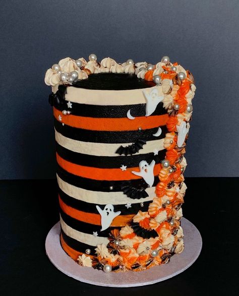 black, white, orange striped halloween buttercream cake Black Halloween Cake, Halloween Party Decor Diy, Halloween Cake, Black Halloween, Halloween Cakes, Buttercream Cake, Halloween Party Decor, Orange White, Black Stripes