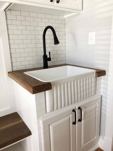 Bathroom Vanity With Utility Sink, Belfast Sink Laundry Room, Utility Sink Ideas Mudroom, Utility Sink In Bathroom Vanity, Utility Sink With Counter, Bathroom With Utility Sink, Utility Bathroom Sink, Mudroom Sink Ideas, Belfast Sink Utility Room