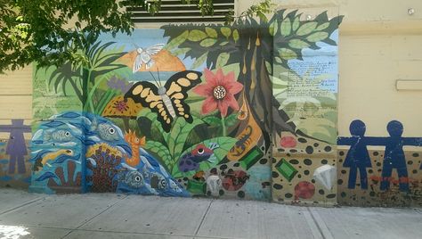 Today I said goodbye to my first apartment in East Harlem, so I thought it would be fitting to feature this mural I saw in the neighborhood recently. It’s such a tropical and vibrant mural wi… Outside Mural, Farm Mural, Collaborative Mural, Food Spices, My First Apartment, Rainforest Theme, Mural Stencil, East Harlem, Garden Mural