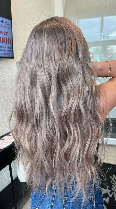 ashy blonde hair, ashy blonde hair colour, hair color, hair color trends, hair color trends 2024 Blonde Hair Ashy, Blonde Hair Colour, Hair Colour Trends, Ashy Blonde Hair, Color Trends 2024, Shoulder Length Layered Hair, Shoulder Length Layered, Themes Wedding, Ash Blonde Highlights