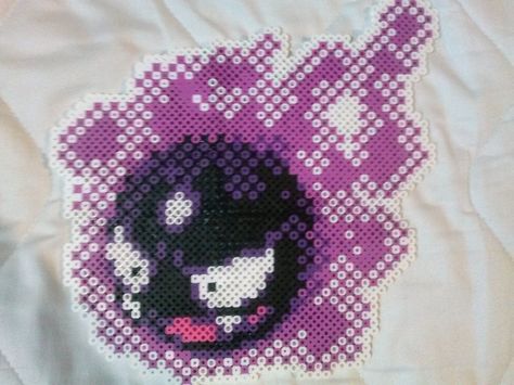 Gengar Perler Beads, Gengar Perler, Haku Perler Beads, Lost Lands Perler Pattern, Bead Pokemon, Monster Hunter Perler Beads, Crossed Stitch, Hama Beads Pokemon, Pokemon Crafts