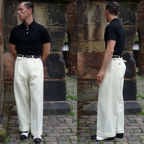 Old Money Pants, 1940s Mens Fashion, Flannel Trousers, Flannel Pants, Men Stylish Dress, Vintage Mens Fashion, 40s Fashion, Stylish Mens Outfits, Men Fashion Casual Outfits