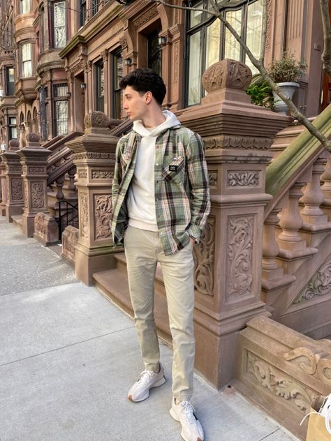 Mens Fashion Flannel Outfits, Khaki Pants Outfit Men Fall, Men’s Khakis Outfit, Men’s Khaki Pants Outfit, Khakis Outfit Men, Mens Khaki Outfit, Mens Khaki Pants Outfit, Khaki Joggers Mens Outfits, Flannel Hoodie Outfit