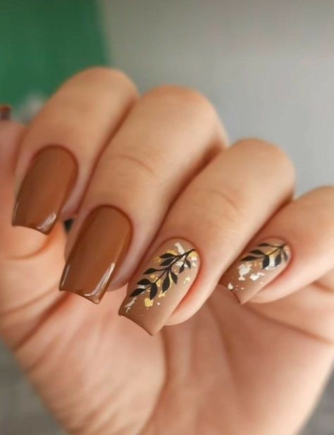 Cafe Nails Design, Marron Nails Designs, Nail Art On Nude Nails, Uñas Color Nude, Nude Nail Art Designs, Cafe Nails, Simple Fall Nails, Romantic Nails, Fall Nail Trends