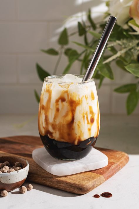 This brown sugar milk boba tea has a delicious caramelized brown sugar flavour with chewy tapioca pearls. It's so easy to make with only 3 ingredients! #boba #bubbletea | teakandthyme.com Milk Tea Aesthetic, Brown Sugar Milk, Boba Coklat Aesthetic, Brown Boba Aesthetic, Brown Sugar Milk Tea, Brown Sugar Syrup For Boba, Boba Brown Sugar Aesthetic, Brown Sugar Boba Milk Tea, Boba Brown Sugar