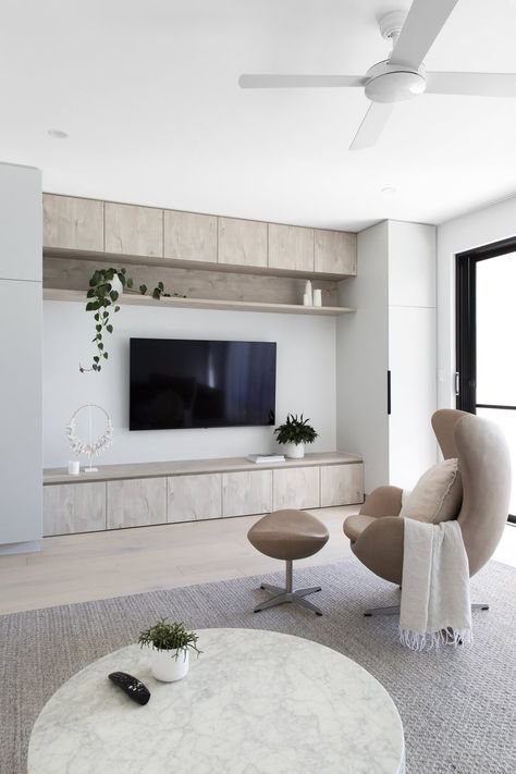 How to choose a TV with features that you’ll actually use Living Room Joinery, Room Moodboard, Scandi Living Room, Tv Fal, Living Room Wall Units, Living Room Tv Unit Designs, Living Room Tv Unit, Tv Board, Living Room Color Schemes