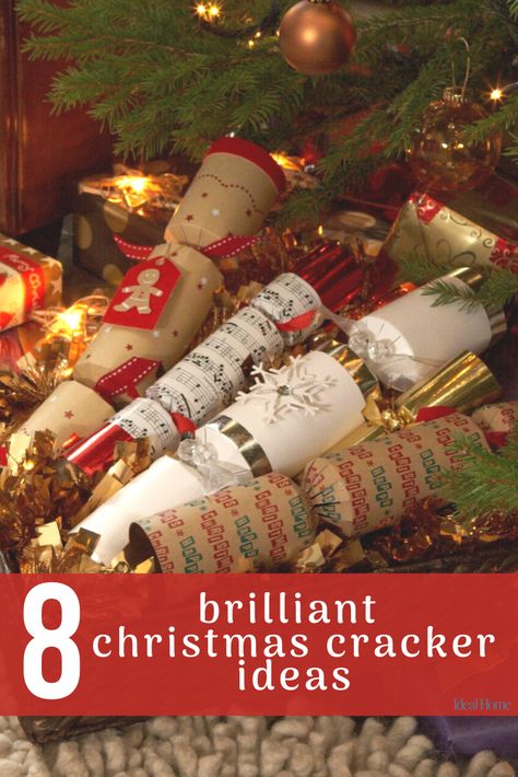 Christmas Table Settings With Crackers, Christmas Crackers Table Setting, Homemade Christmas Crackers Fillers, What To Put In Christmas Crackers, Vintage Christmas Crackers, Home Made Christmas Crackers, Diy Christmas Crackers Fillers Ideas, Christmas Cracker Ideas, How To Make Christmas Crackers