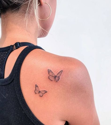 Cute Butterfly Tattoos For Women, Shoulder Butterfly Tattoo, Cute Butterfly Tattoos, Butterfly Tattoo Ideas, Butterfly Tattoos On Arm, Butterfly Tattoo On Shoulder, Butterfly Tattoo Meaning, Basic Tattoos, Small Girly Tattoos