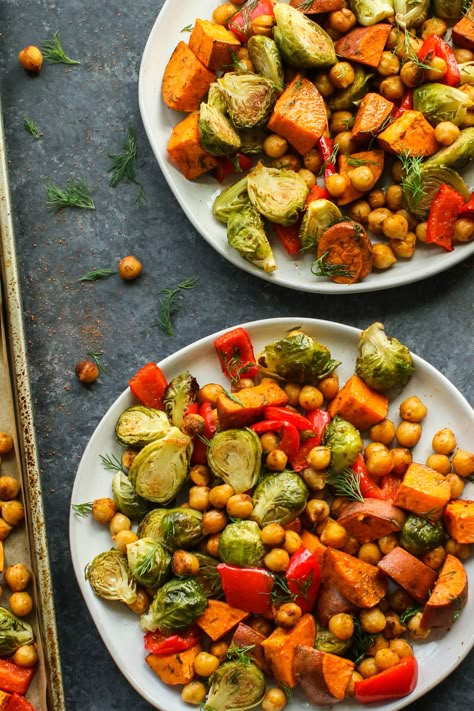 Sweet Potato Brussel Sprouts, Potato Brussel Sprouts, Healthy Brussel Sprouts, Macro Bowls, Chickpeas Roasted, Tray Dinner, Potato Chickpea, Oven Roasted Sweet Potatoes, Roasted Cauliflower Salad