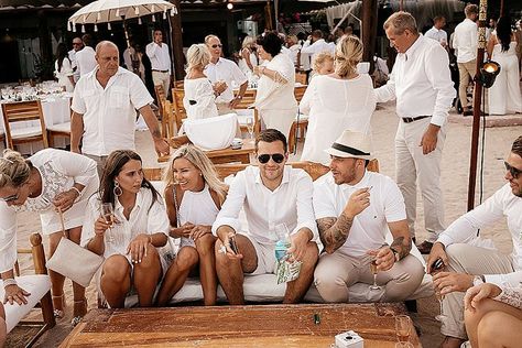 Ibiza White Party Outfit, All White Party Outfits Beach, All White Theme Party Outfit, All White Boho Outfit, White Party Outfit Casual, All White Wedding Guest Outfit, All White Cocktail Party, All White Yacht Party Outfit, All White Dinner Outfit