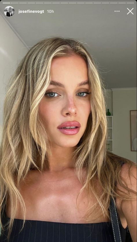 Josefine Vogt, Ibiza Wedding, Make Up Inspo, Glowy Makeup, Cut And Color, New Hair, Hair Inspo, Natural Makeup, Hair And Nails