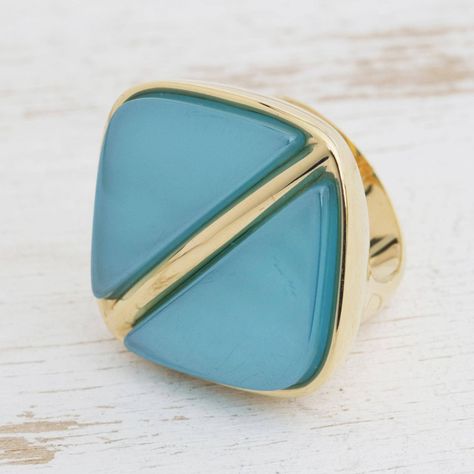 UNICEF Market | Modern Gold Plated Agate Signet Ring from Brazil - Contemporary Triangles Premium Gift, Buy Gold, Blue Agate, Local Artisans, Ring Gemstone, Jewelry Packaging, Agate Gemstone, Jewelry Gift Box, Signet Ring