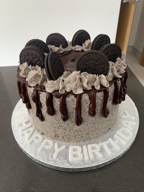 Boys 16th Birthday Cake, Boys 18th Birthday Cake, Cakes For Teenagers, Oreo Birthday Cake, Ganache Drip, Frosting Chocolate, 12th Birthday Cake, Chocolate Oreo Cake