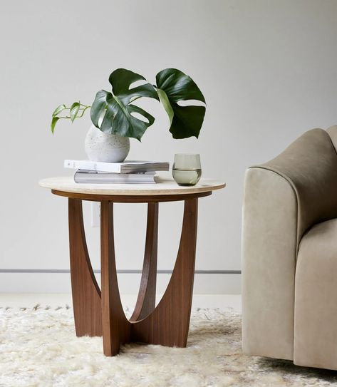 Propagating Pothos, Wooden Bed Side Table, Bed Side Table Design, Dnevna Soba, Side Table Styling, Condo Decor, Nickey Kehoe, Side Table Decor, Table Decor Living Room