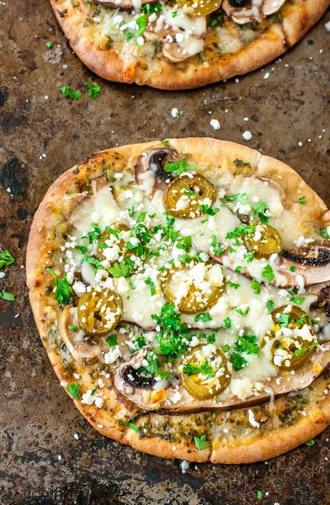 Mellow Mushroom Copycat Recipes, Ciabatta Pizza, Spinach Flatbread Pizza, Mellow Mushroom Pizza, Spinach Flatbread, Breaded Mushrooms, Mellow Mushroom, Naan Flatbread, Pesto Spinach