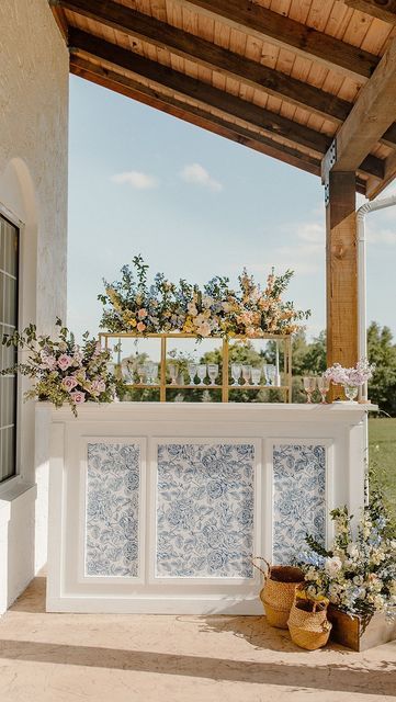 Floral Bar, Blue White Weddings, Cocktail Hour Wedding, East Coast Wedding, Blue Themed Wedding, Event Stand, Future Wedding Plans, Wedding 2024, Coastal Wedding