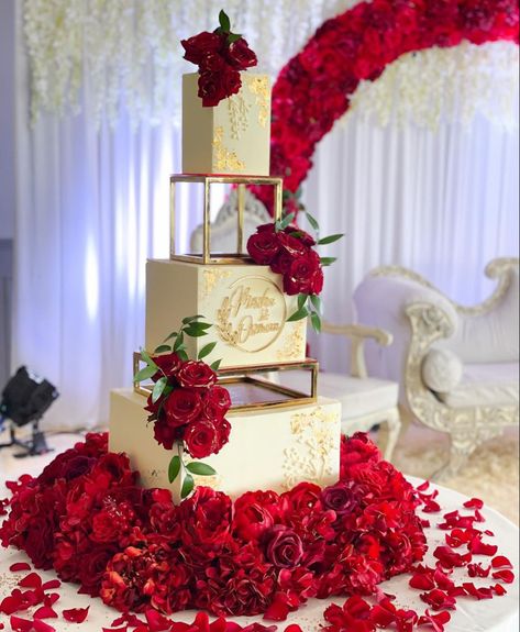 White Red Gold Cake, Maroon And Gold Wedding Cake, Red White And Gold Wedding Cake, Red And Gold Wedding Cake, Red And White Wedding Cake, White And Gold Wedding Themes, Red Wedding Cake, Wedding Cakes Ideas, White And Gold Wedding Cake