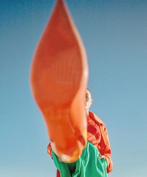 Jimmy Marble, Martin Parr, Colored Tights, Color Story, Cooler Look, Monochrome Photography, Photo Styling, Color Stories, Photography Inspo