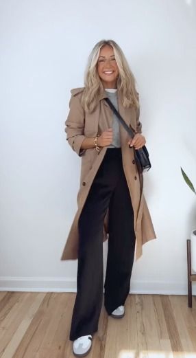 15 Must-Have Closet Staples for the Working Woman - Boss Babe Chronicles Getting Ready In The Morning, Best Loafers, Style Inspiration Classic, Julia Berolzheimer, Workwear Essentials, Black Slacks, Power Dressing, Closet Staples, Classic Bags