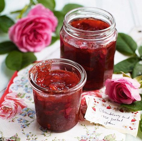 Rose Petal Recipes, Rose Petal Jam, Strawberry Rose, Rose Recipes, Strawberry Roses, Jam And Jelly, Jam Recipe, Jelly Recipes, Food Projects