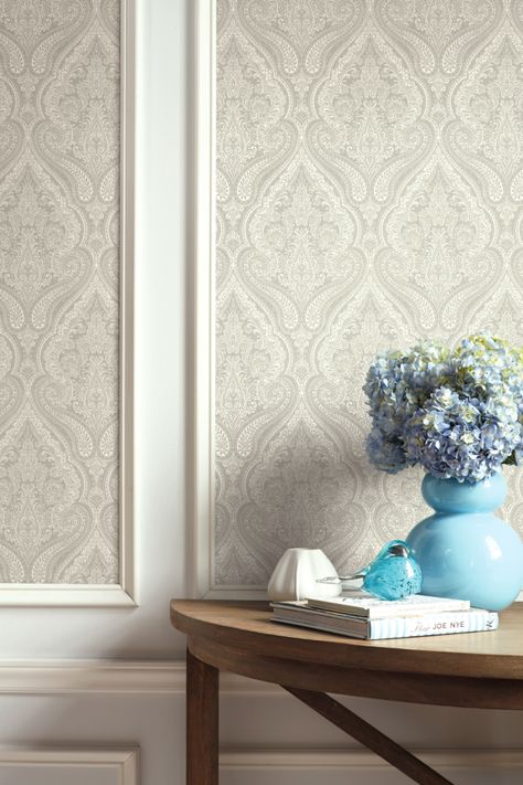 Unique Living Room Wall Ideas, Molding On Walls With Wallpaper, Wallpaper In Molding, Wallpaper With Moulding, Moulding With Wallpaper, Wall Moulding With Wallpaper, Wallpaper And Molding, New Classic Living Room, Wallpaper For Home Wall