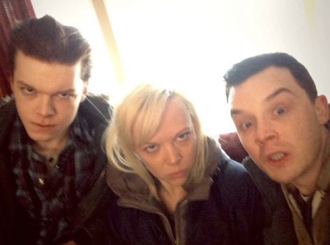 Emily Bergl, Shameless Us, Noel Fisher, My Phone, Chicago, Wall