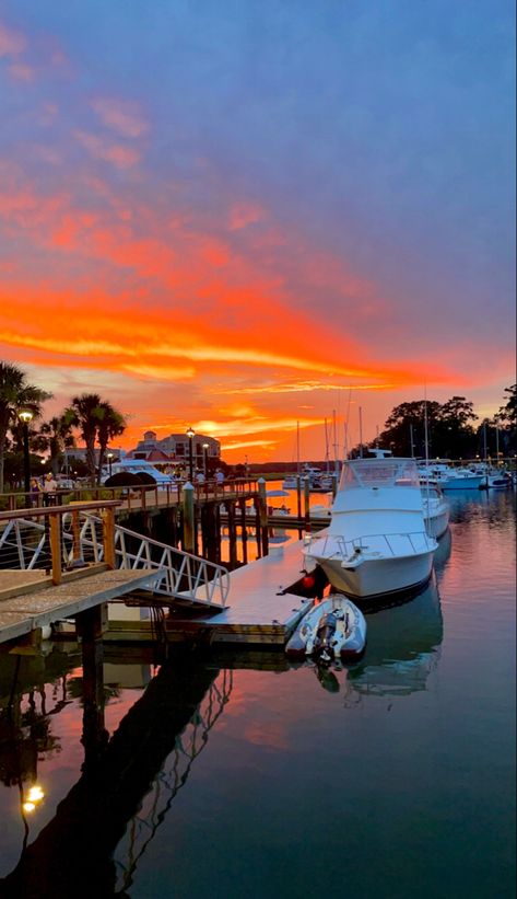 Hilton Head Island Aesthetic, Hilton Head Aesthetic, Southern Summer Aesthetic, American Summer Aesthetic, Bright Summer Aesthetic, South Carolina Aesthetic, Summer Aesthetic Vibes, Ocean Clouds, Southern Summer