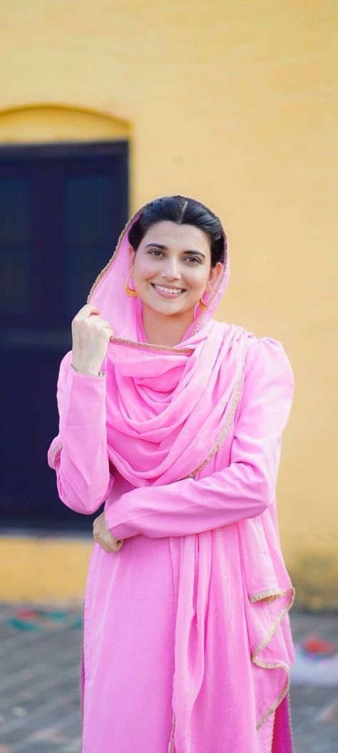 Nimrat khaira special #nimratkhaira #punjab #music Nimrat Khaira, New Photos Hd, Turkish Beauty, Music, Beauty