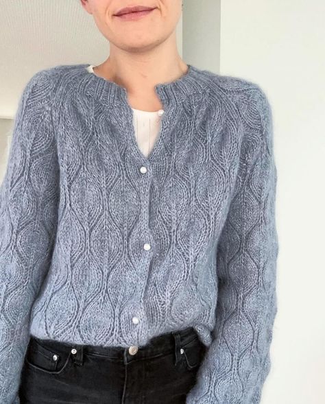 Olive Cardigan knitted by @rikke_kroeger The cardigan is designed without a button band and without buttons, but you can easily add small… | Instagram Knitting For Olive, Olive Cardigan, Cardigan Knitted, Raglan Sweater, A Button, Knitting Inspiration, The Gap, Knit Cardigan, Gap