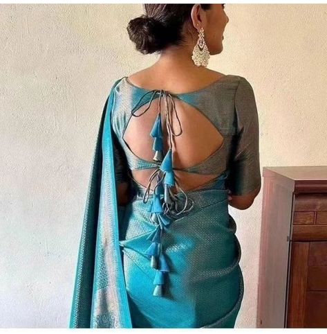 Blouse Idea For Silk Saree, Back Designs For Blouse Saree Silk, Simply Blouse Designs, Matka Blouse Back Design, Half Saree Blouse Designs Back Neck, Blause Nack Design Latest, Plain Silk Blouse Designs, Back Side Blouse Designs Latest, Saree Blouse Styles Latest