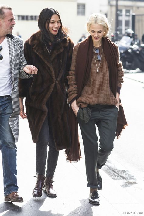 Fashion Gone Rouge, Haider Ackermann, Looks Street Style, Fur Coats, Street Style Inspiration, Mode Inspo, Looks Chic, 가을 패션, Winter Clothes