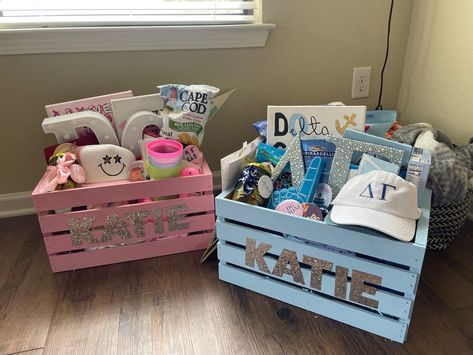 Big And Little Baskets Ideas, Big Lil Baskets Ideas, Big Little Sorority Baskets, Kappa Delta Big Little Basket, Big And Little Baskets, Sorority Crate Ideas, Big Little Basket Ideas Sorority Crafts, Big Lil Baskets, Initiation Basket Sorority