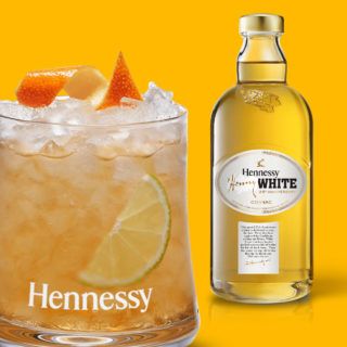 Hennessy White Cocktails, White Hennessy Cocktails, Hennessy Drinks Recipes Cocktails, Easy Hennessy Cocktails, Hennessy Drinks Recipes, Henny Drinks, Hennessy Pure White, White Hennessy, Hennessy Cocktails