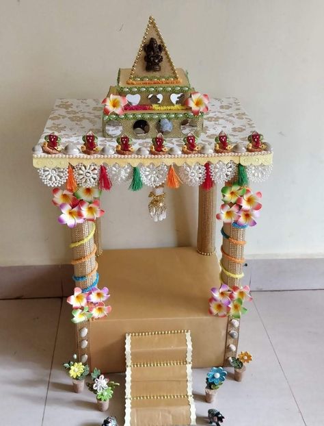 Cardboard Temple Diy, Krishna Accessories, Pooja Area, Invitation Card Ideas, Flower Vase Crafts, Ganesh Puja, Hand Art Kids, Janmashtami Decoration, Diy Diwali Decorations