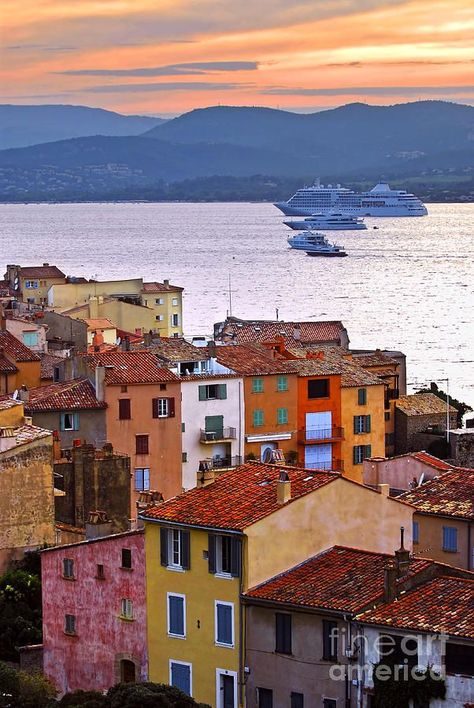 St. Tropez St Tropez France, Rooftop View, Holiday Inspo, San Tropez, European Vacation, 수채화 그림, Ansel Adams, Rooftops, St Tropez