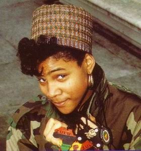 Monie Love Monie Love, Hip Hop Hats, Look 80s, 80s Hip Hop, Hair Earrings, Hip Hop Classics, Hip Hop Party, Real Hip Hop, Hat Hair