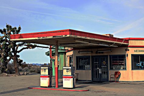 desert gas station, location? 60s Gas Station, Run Down Gas Station, Desert Gas Station Aesthetic, Old Gas Station Aesthetic, Small Town Gas Station, 70s Gas Station, 80s Gas Station, Gas Station Inside, Country Gas Station