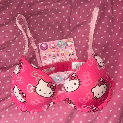 Bras Cute, Hello Kitty Bras, Hello Kitty Condoms Pink, Bra Sets Pink, Hello Kitty Pijama Top, Hello Kitty Langere, Cute Bra And Under Set Hello Kitty, Cute Pink Hello Kitty Sleepwear, Beach Icon