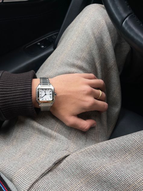 Old Money Watch, Cartier Watches Mens, Casio Vintage Watch, Stylish Watches Men, Classy Watch, Classy Outfits Men, Fancy Watches, Cartier Men, Retro Watches